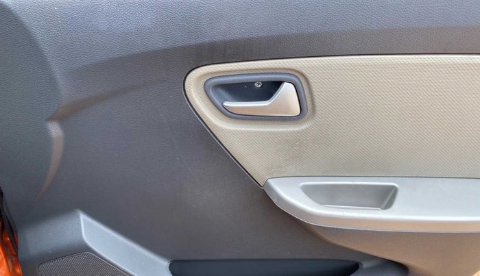 2016 Maruti Alto K10 VXI AMT, Petrol, Automatic, 20,713 km, Driver Side Door Panels Control