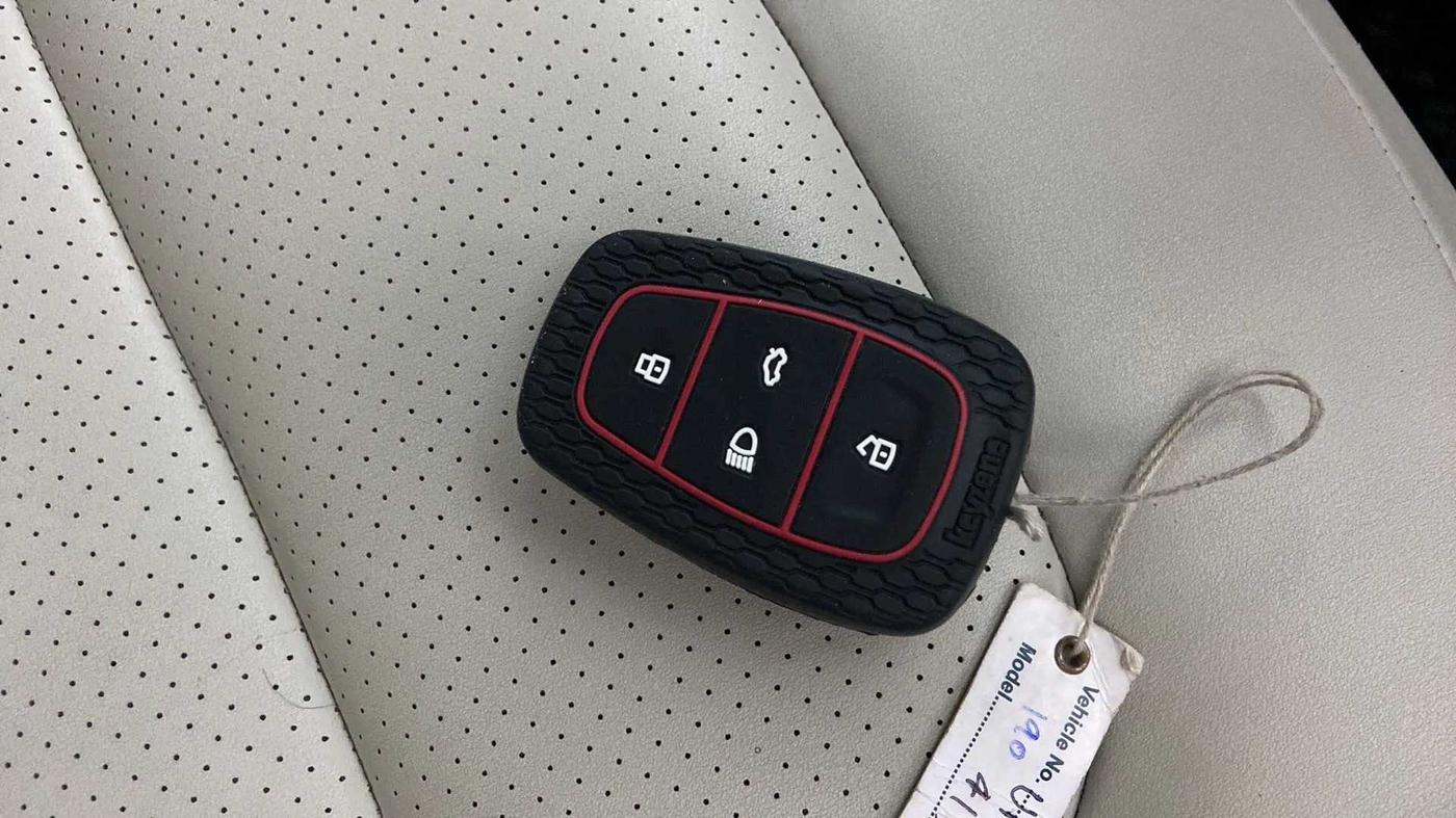2022 Tata Safari XZA, Diesel, Automatic, 44,610 km, Key Close Up