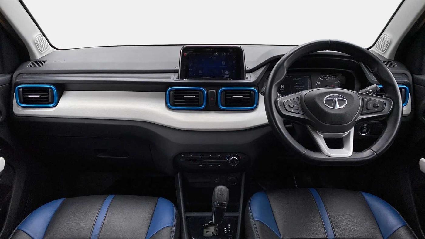 2022 Tata PUNCH CREATIVE  AMT, Petrol, Automatic, 20,082 km, Dashboard