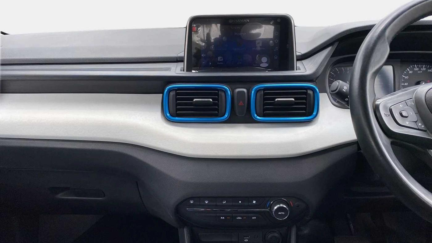 2022 Tata PUNCH CREATIVE  AMT, Petrol, Automatic, 20,082 km, Air Conditioner