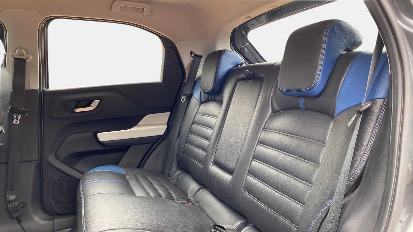 2022 Tata PUNCH CREATIVE  AMT, Petrol, Automatic, 20,082 km, Right Side Rear Door Cabin