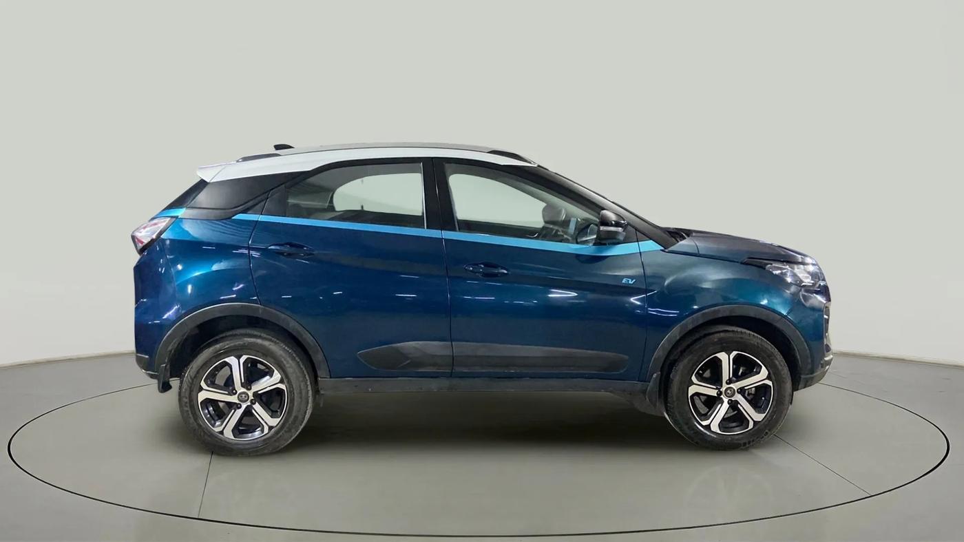 2022 Tata NEXON EV XZ PLUS, Electric, Automatic, 57,934 km, Right Side View