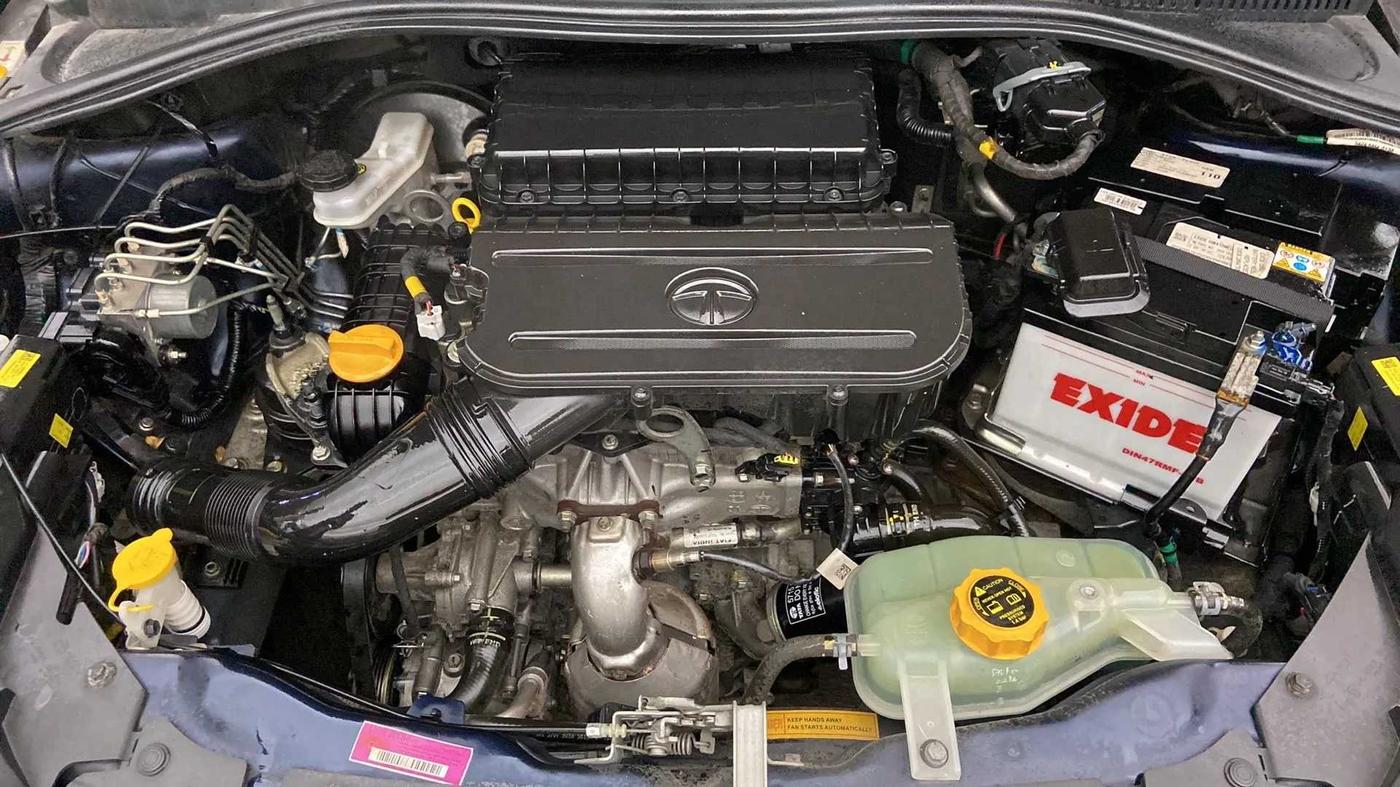 2021 Tata Tiago XT (O) PETROL, Petrol, Manual, 15,021 km, Open Bonet