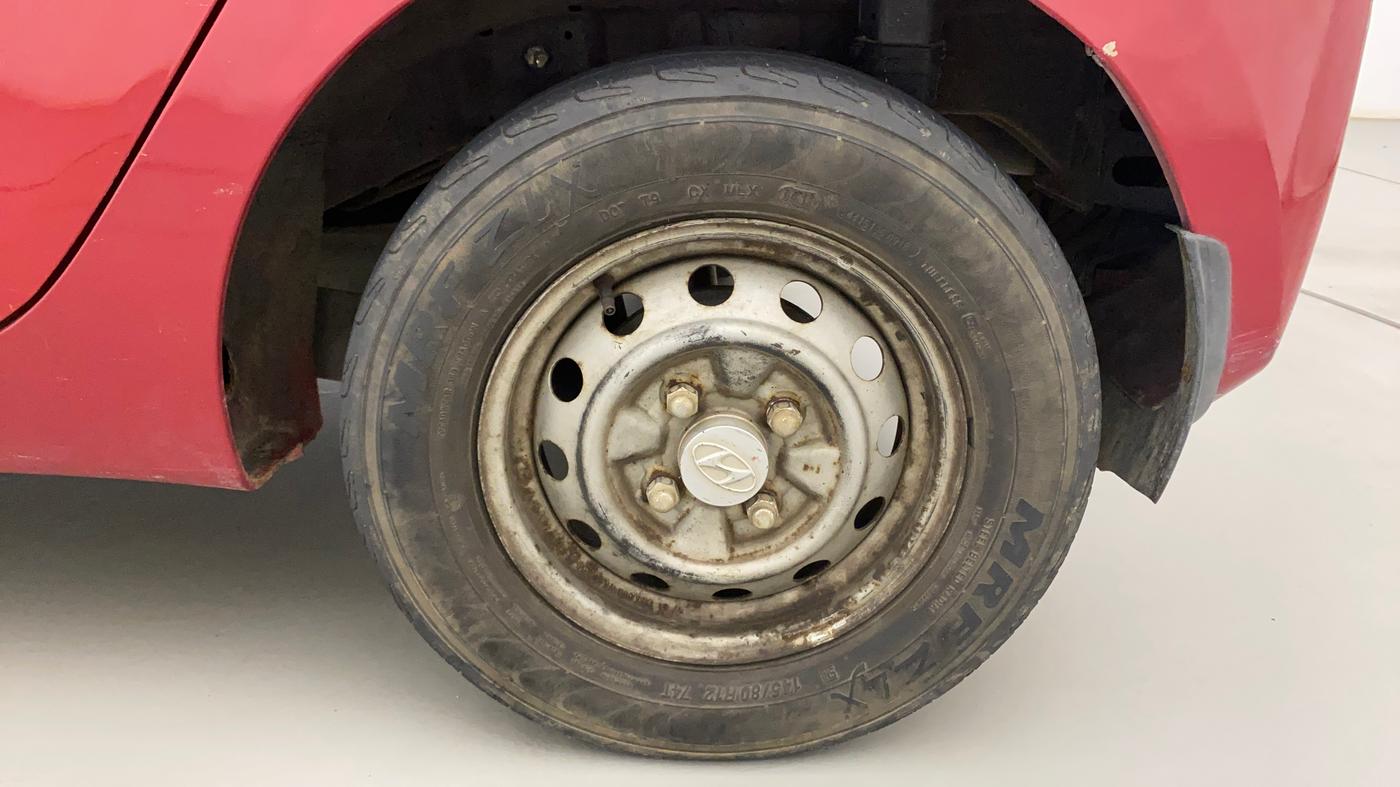 2017 Hyundai Eon ERA +, Petrol, Manual, 43,011 km, Left Rear Wheel