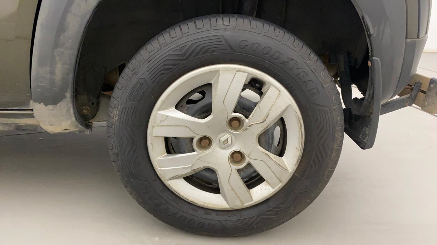 2017 Renault Kwid RXL, Petrol, Manual, 63,387 km, Left Rear Wheel