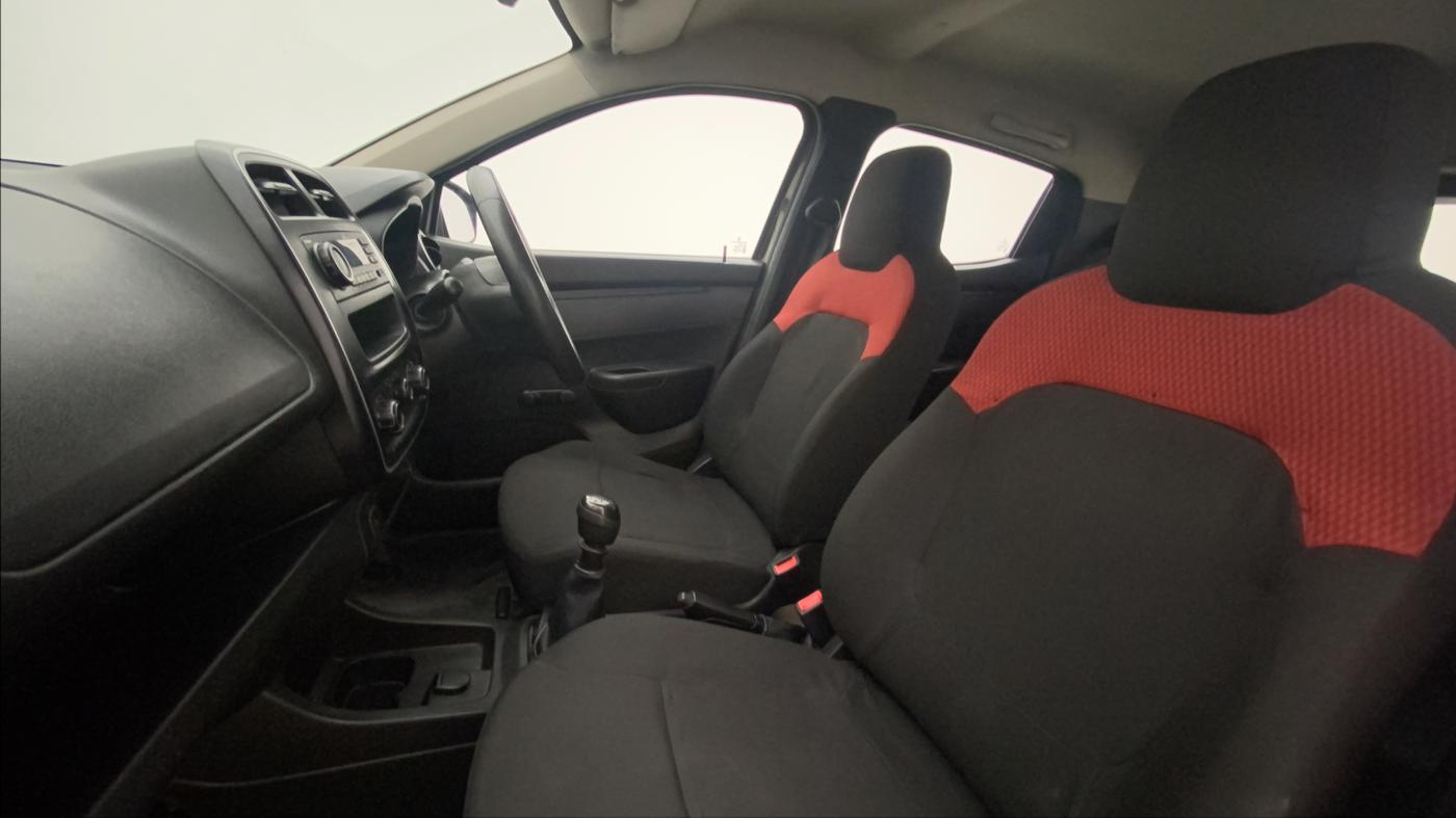 2017 Renault Kwid RXL, Petrol, Manual, 63,387 km, Right Side Front Door Cabin