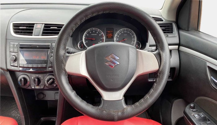 2016 Maruti Swift VXI O, Petrol, Manual, 41,297 km, Steering Wheel Close Up