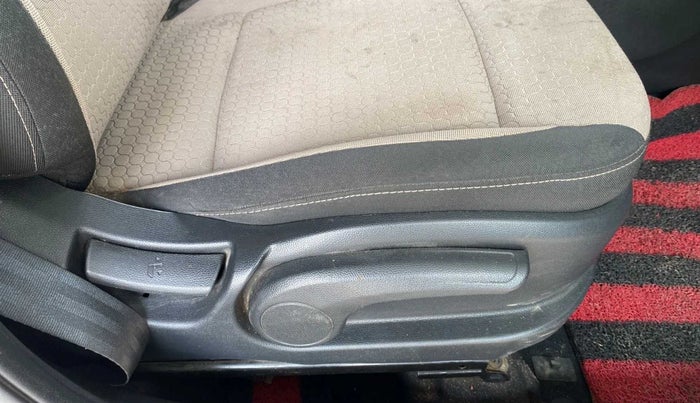 2017 Hyundai Elite i20 ASTA 1.4 CRDI (O), Diesel, Manual, 73,542 km, Driver Side Adjustment Panel