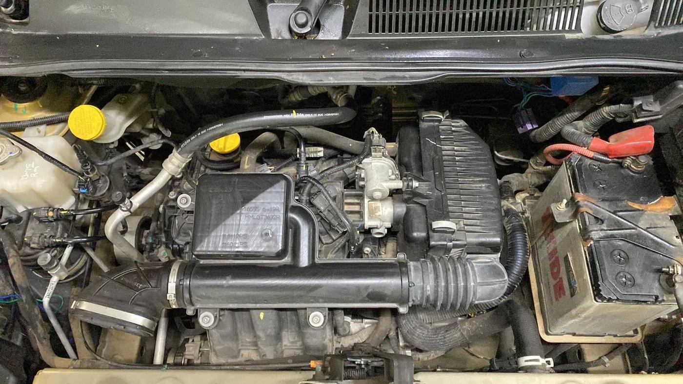 2021 Renault TRIBER RXZ AMT, Petrol, Automatic, 19,749 km, Open Bonet