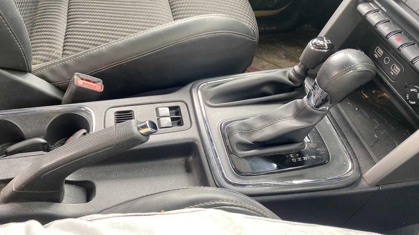 2021 Mahindra Thar LX  P 4WD AT CONVERTIBLE, Petrol, Automatic, 22,897 km, Gear Lever