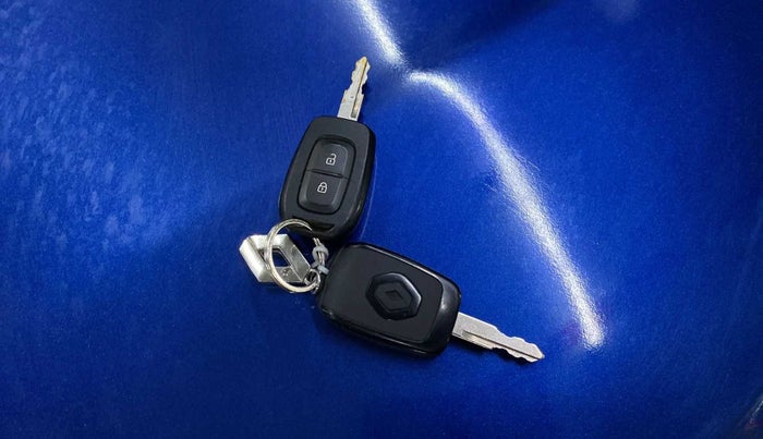 2020 Renault Kwid CLIMBER 1.0 AMT (O), Petrol, Automatic, 47,851 km, Key Close Up