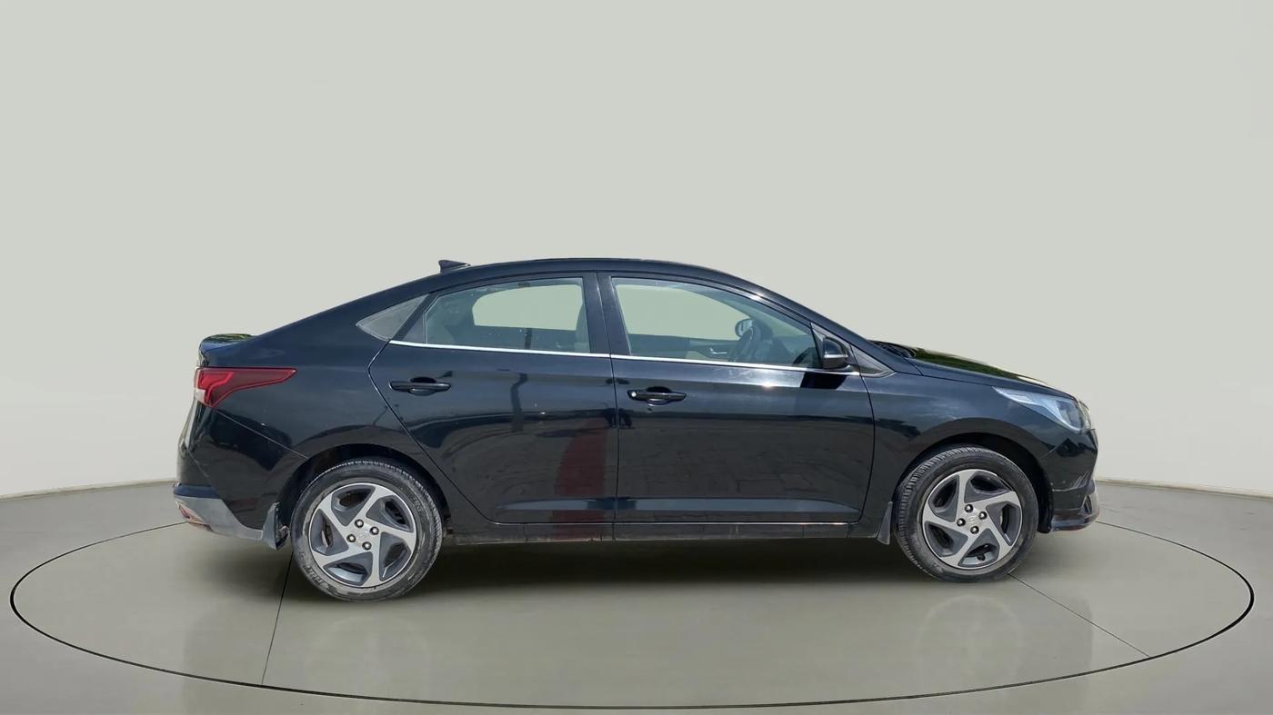 2021 Hyundai Verna S PLUS 1.5 CRDI, Diesel, Manual, 18,302 km, Right Side