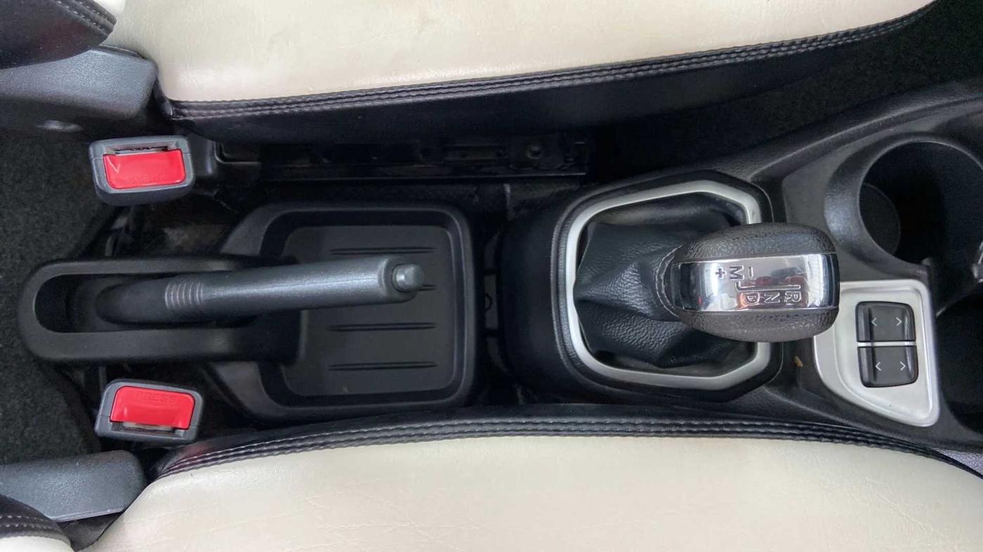 2019 Datsun Redi Go S 1.0 AMT, Petrol, Automatic, 6,068 km, Gear Lever