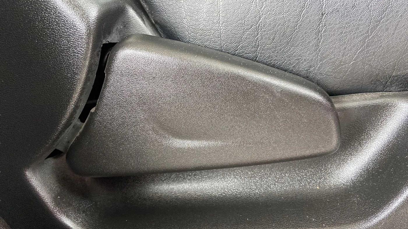 2019 Datsun Redi Go S 1.0 AMT, Petrol, Automatic, 6,068 km, Driver Side Adjustment Panel