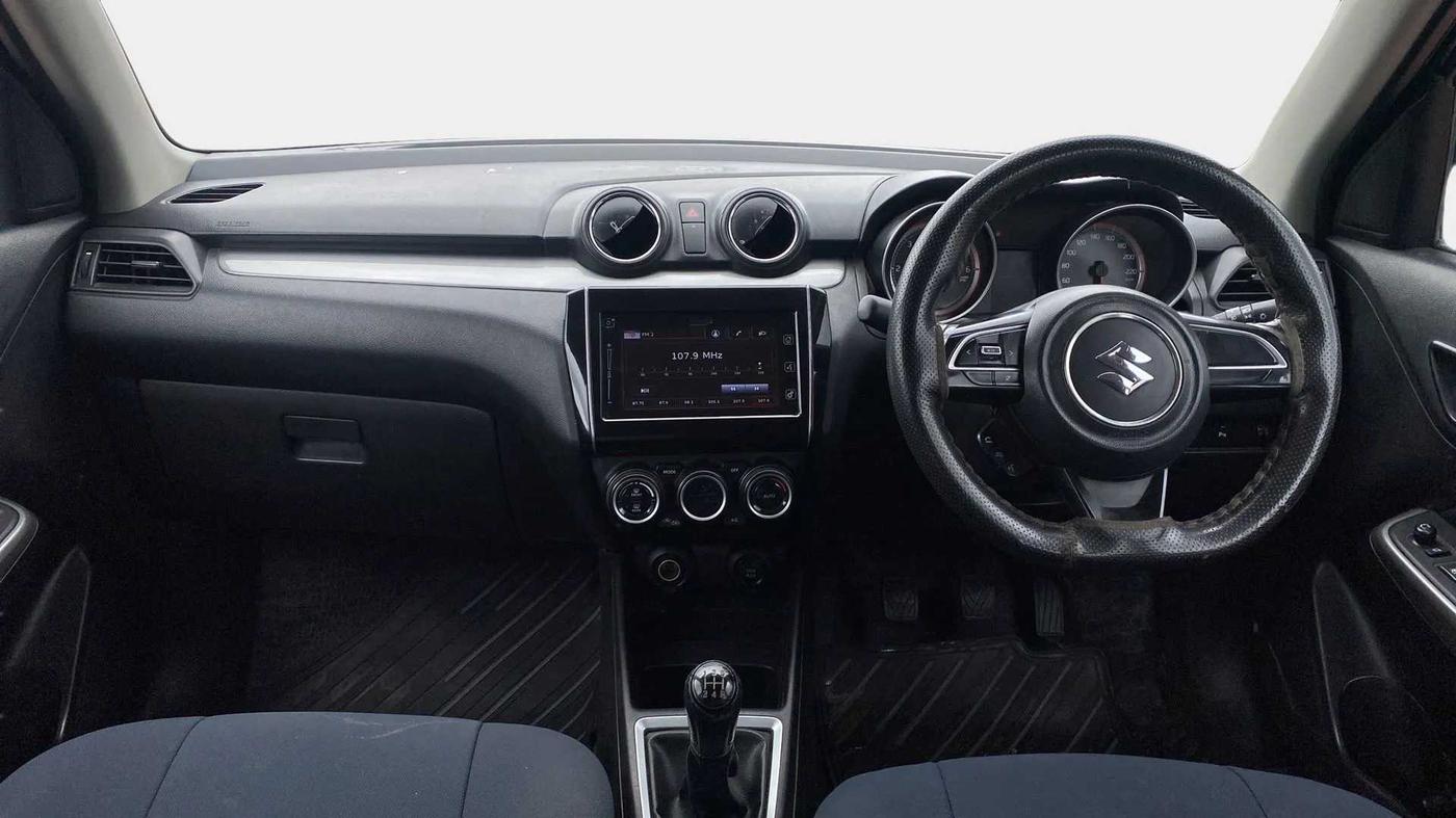 2018 Maruti Swift ZDI PLUS, Diesel, Manual, 38,861 km, Dashboard