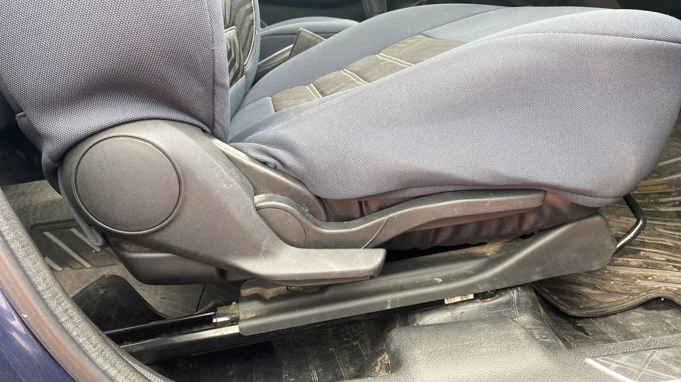 2018 Maruti Swift ZDI PLUS, Diesel, Manual, 38,861 km, Driver Side Adjustment Panel