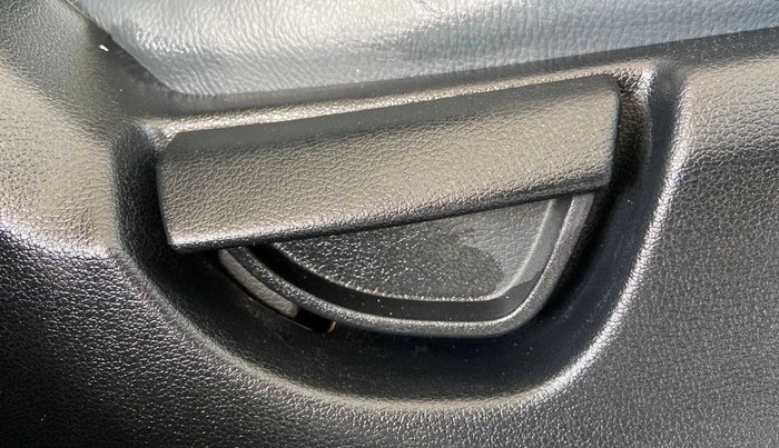 2018 Hyundai NEW SANTRO ASTA MT, Petrol, Manual, 38,428 km, Driver Side Adjustment Panel