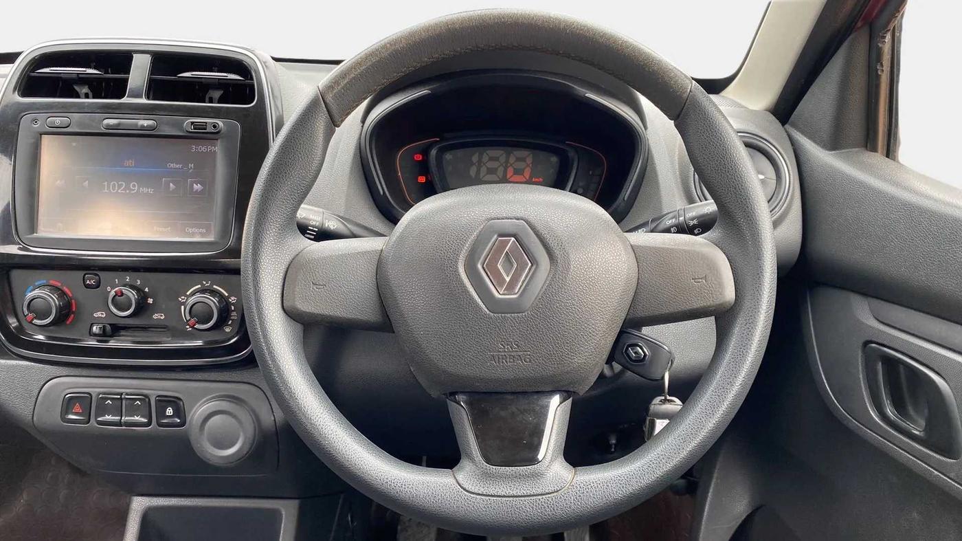 2016 Renault Kwid RXT 0.8, Petrol, Manual, 44,045 km, Steering Wheel Close Up