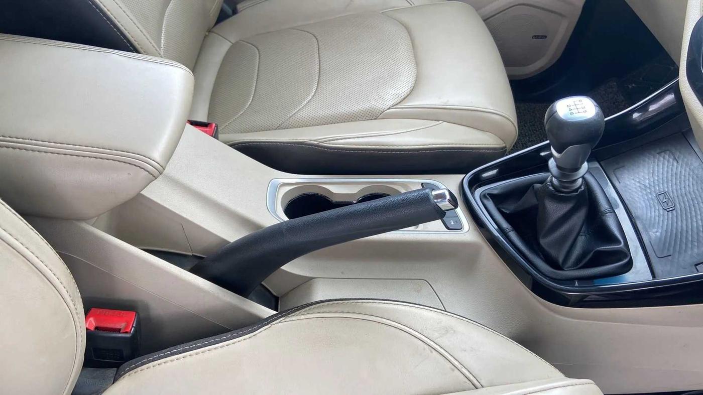 2021 MG HECTOR SHARP 2.0 DIESEL, Diesel, Manual, 39,034 km, Gear Lever