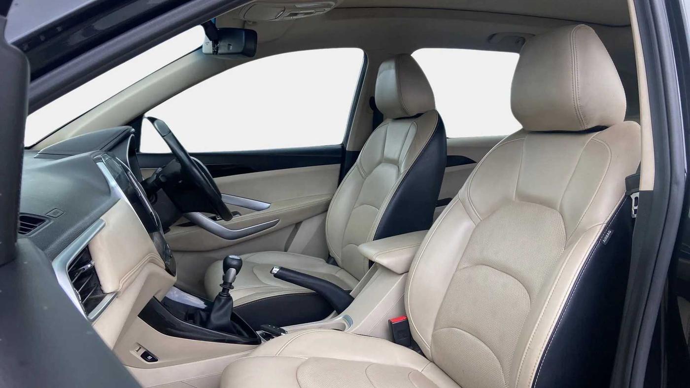 2021 MG HECTOR SHARP 2.0 DIESEL, Diesel, Manual, 39,034 km, Right Side Front Door Cabin