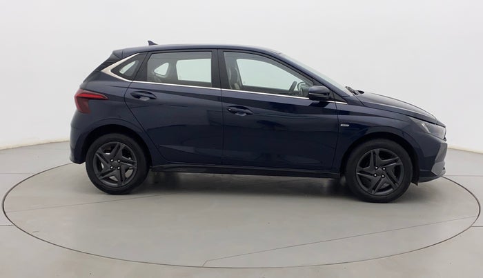 2020 Hyundai NEW I20 SPORTZ 1.2 AT, Petrol, Automatic, 23,296 km, Right Side View