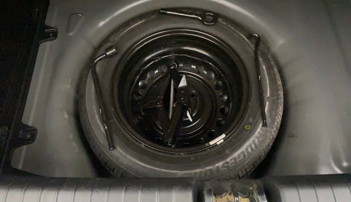 2020 Hyundai NEW I20 SPORTZ 1.2 AT, Petrol, Automatic, 23,296 km, Spare Tyre