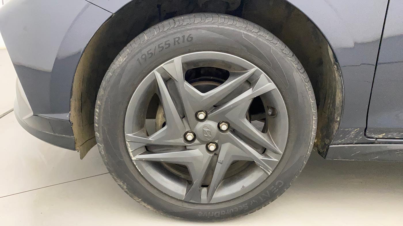 2020 Hyundai NEW I20 SPORTZ 1.2 AT, Petrol, Automatic, 23,296 km, Left Front Wheel