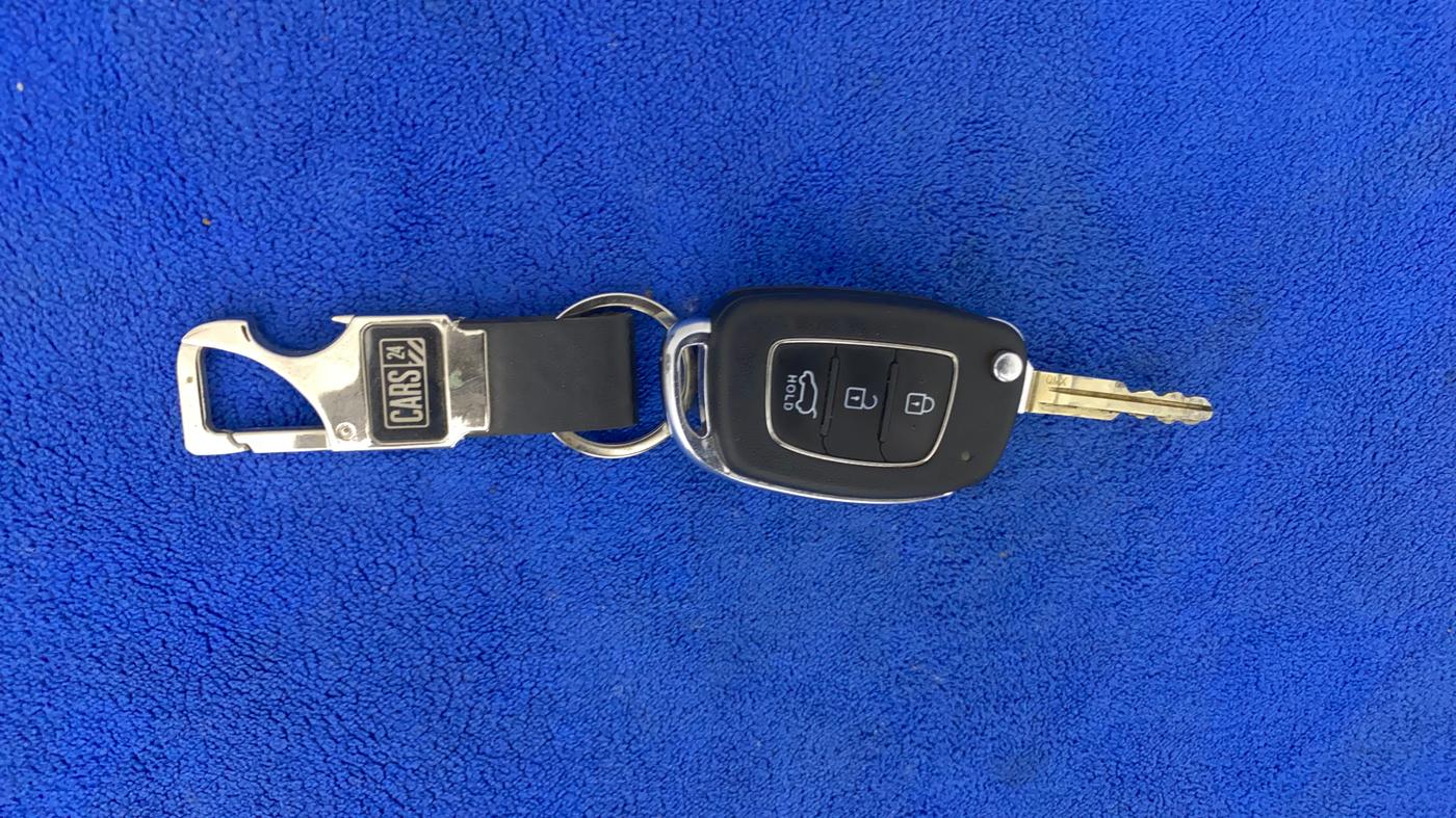 2020 Hyundai NEW I20 SPORTZ 1.2 AT, Petrol, Automatic, 23,296 km, Key Close Up