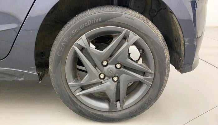 2020 Hyundai NEW I20 SPORTZ 1.2 AT, Petrol, Automatic, 23,296 km, Left Rear Wheel