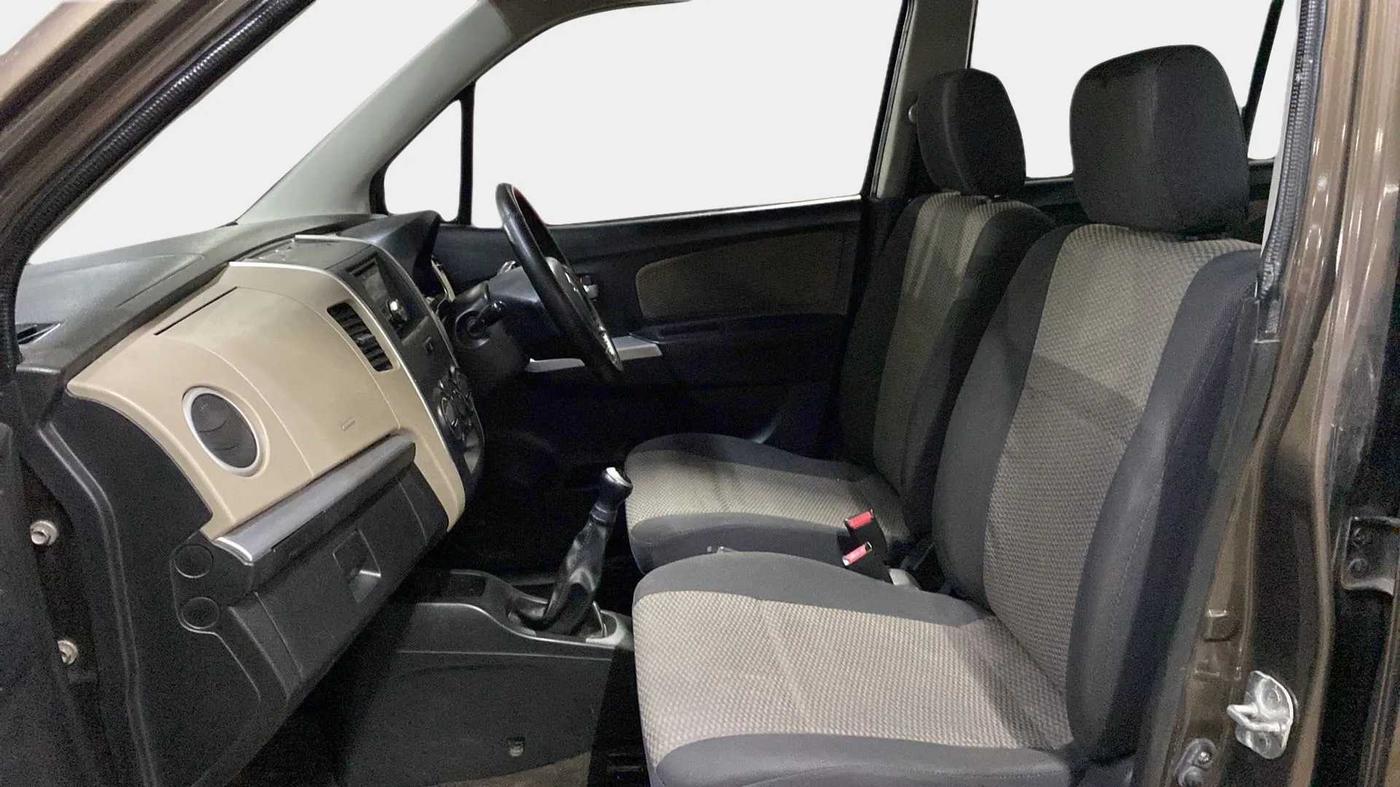 2015 Maruti Wagon R 1.0 LXI CNG, CNG, Manual, 87,361 km, Right Side Front Door Cabin