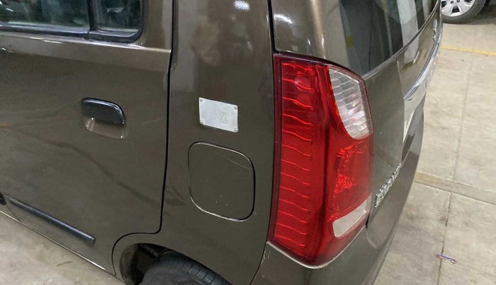 2015 Maruti Wagon R 1.0 LXI CNG, CNG, Manual, 87,361 km, Left quarter panel - Slightly dented