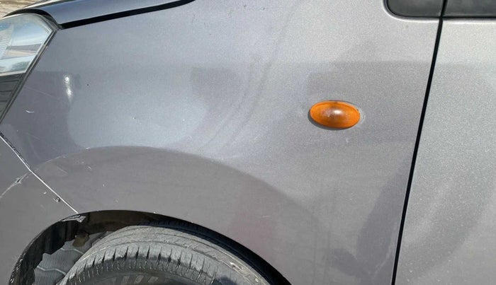 2016 Maruti Wagon R 1.0 VXI, Petrol, Manual, 1,11,740 km, Left fender - Minor scratches
