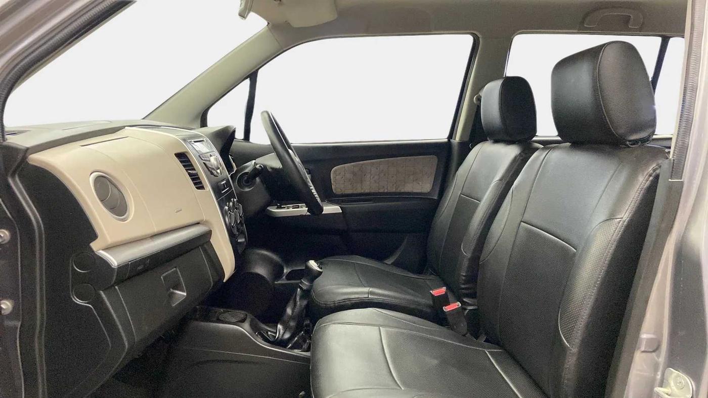 2015 Maruti Wagon R 1.0 VXI, Petrol, Manual, 25,030 km, Right Side Front Door Cabin
