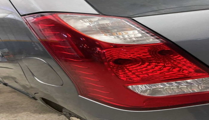 2015 Maruti Wagon R 1.0 VXI, Petrol, Manual, 25,030 km, Left tail light - Minor damage