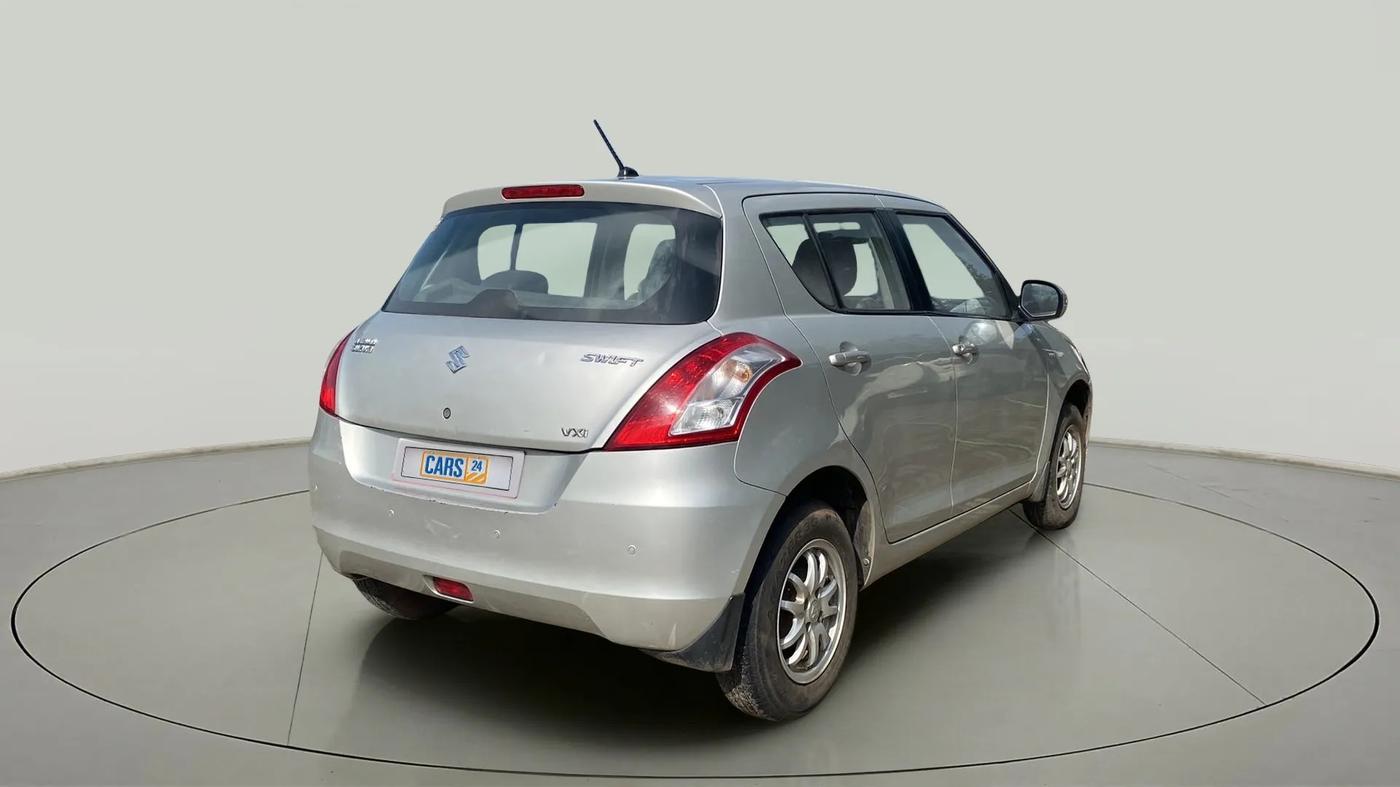 2015 Maruti Swift VXI, Petrol, Manual, 39,118 km, Right Back Diagonal