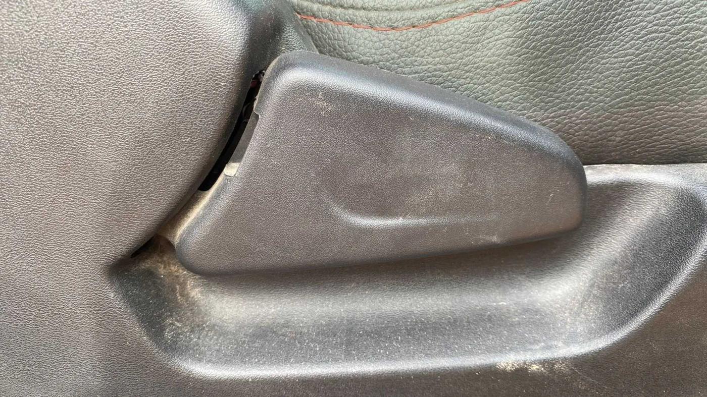 2018 Datsun Redi Go A, Petrol, Manual, 16,113 km, Driver Side Adjustment Panel