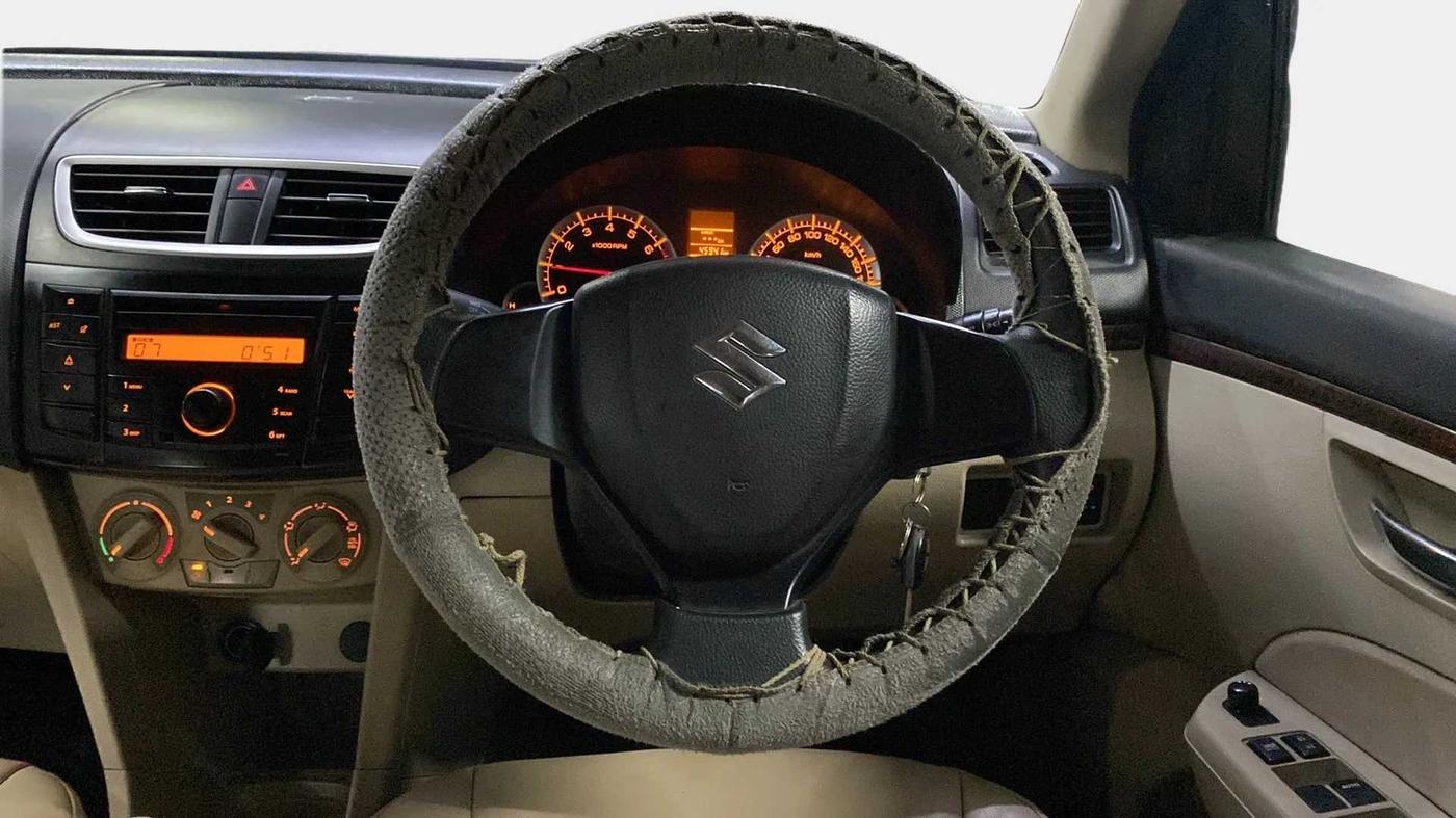 2014 Maruti Swift Dzire VXI, Petrol, Manual, 45,977 km, Steering Wheel Close Up
