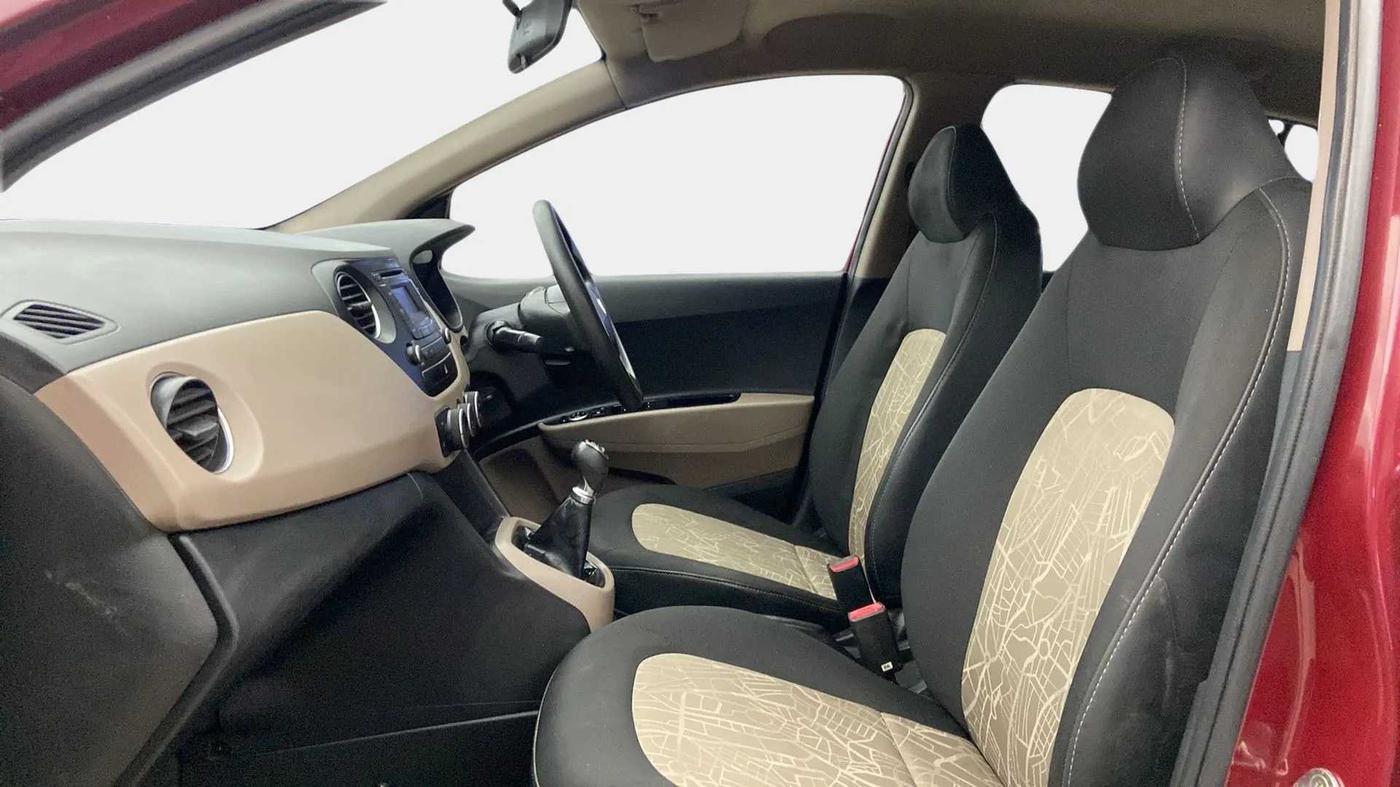 2015 Hyundai Grand i10 SPORTZ 1.2 KAPPA VTVT, Petrol, Manual, 77,646 km, Right Side Front Door Cabin