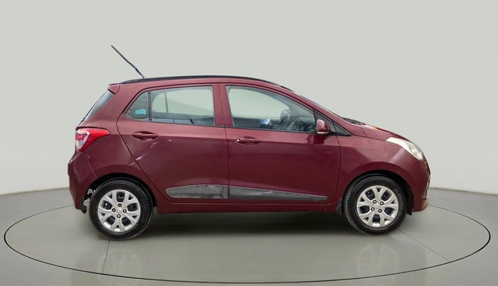 2015 Hyundai Grand i10 SPORTZ 1.2 KAPPA VTVT, Petrol, Manual, 77,646 km, Right Side View