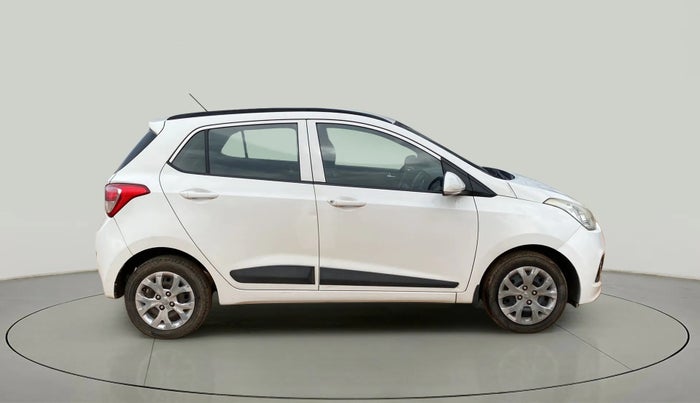 2015 Hyundai Grand i10 SPORTZ 1.2 KAPPA VTVT, Petrol, Manual, 87,840 km, Right Side View