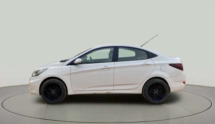 2014 Hyundai Verna FLUIDIC 1.6 VTVT SX, Petrol, Manual, 1,01,629 km, Left Side