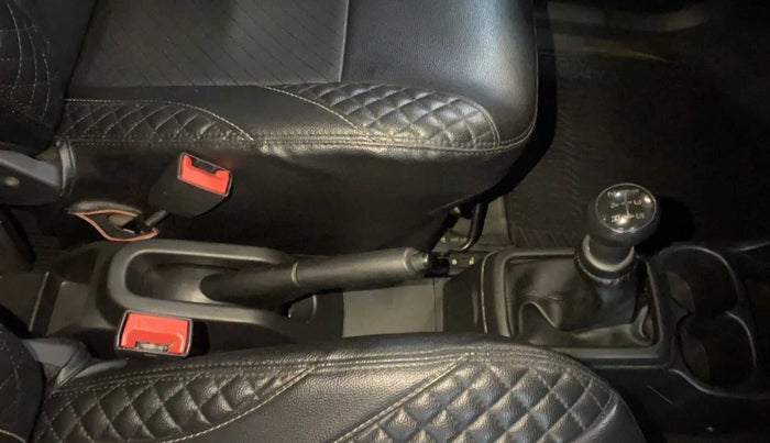 2019 Maruti S PRESSO VXI, Petrol, Manual, 32,474 km, Gear Lever