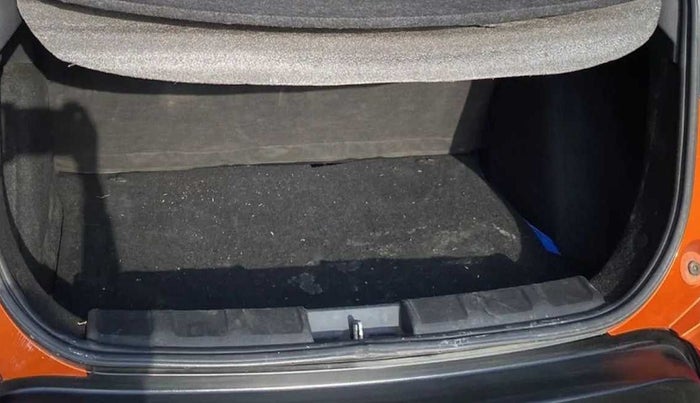 2019 Tata NEXON XM DIESEL, Diesel, Manual, 32,497 km, Boot Inside