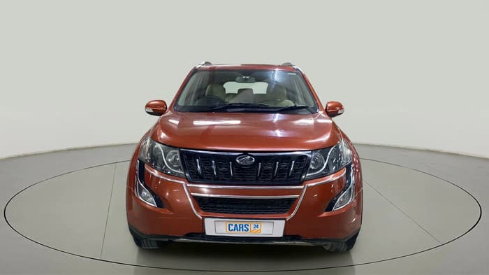 2016 Mahindra XUV500 W10, Diesel, Manual, 86,719 km, Front