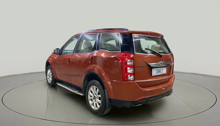2016 Mahindra XUV500 W10, Diesel, Manual, 86,719 km, Left Back Diagonal