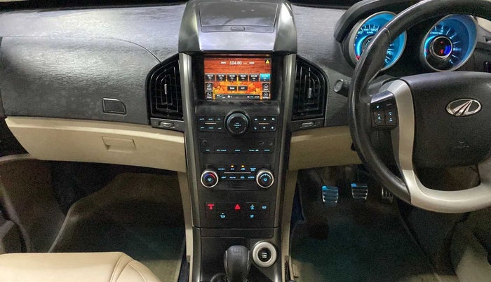 2016 Mahindra XUV500 W10, Diesel, Manual, 86,719 km, Air Conditioner