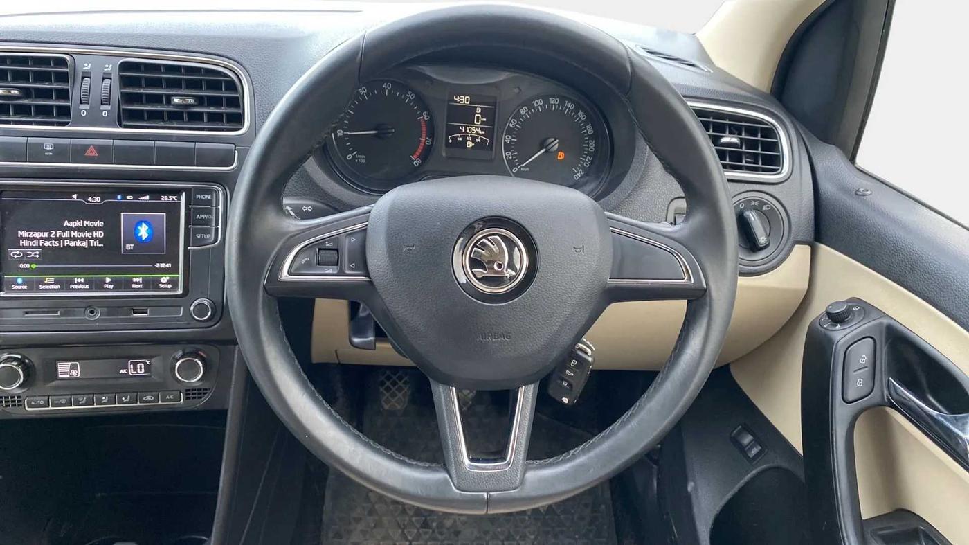 2021 Skoda Rapid 1.0 AMBITION TSI MT, Petrol, Manual, 41,106 km, Steering Wheel Close Up