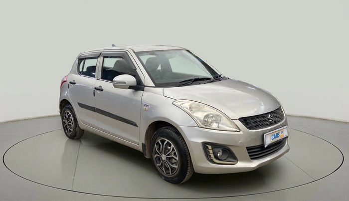 2016 Maruti Swift LXI (O), Petrol, Manual, 27,756 km, Right Front Diagonal