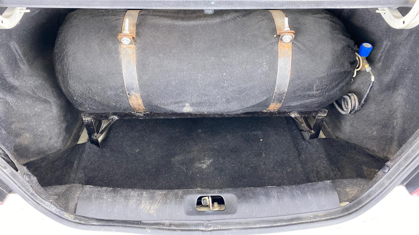 2013 Maruti Swift Dzire VXI, CNG, Manual, 95,660 km, Boot Inside
