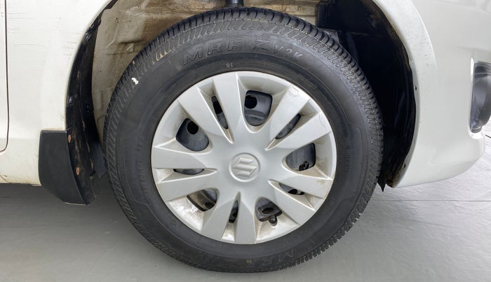 2013 Maruti Swift Dzire VXI, CNG, Manual, 95,660 km, Right Front Wheel
